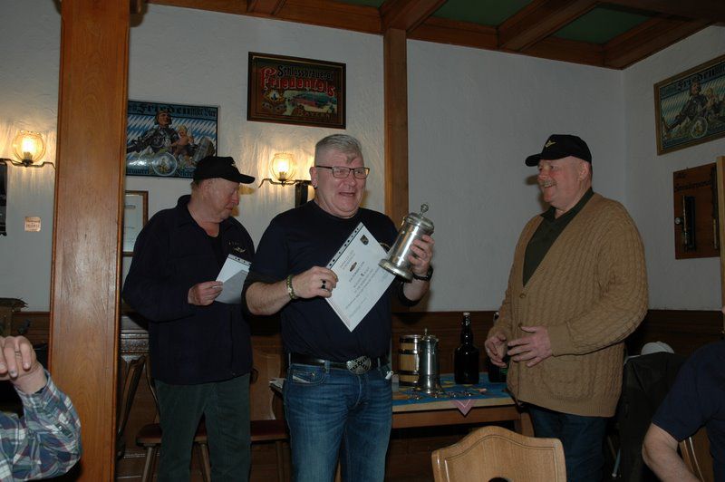 schiesspreis-fuer-fallschirmjaeger-dr-norbert-loew