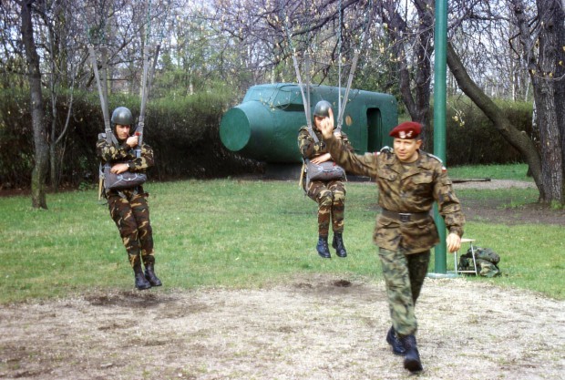 springen-an-der-polnischen-offiziersschule