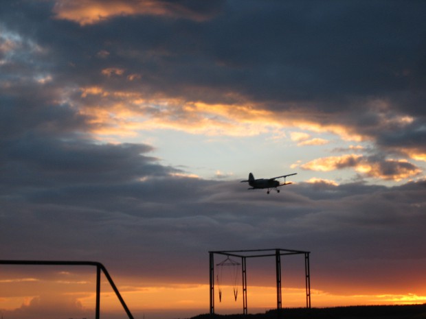 abflug-zum-sunset-sprung