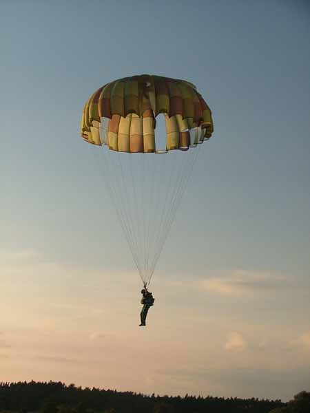 sunset-jump-im-sommer