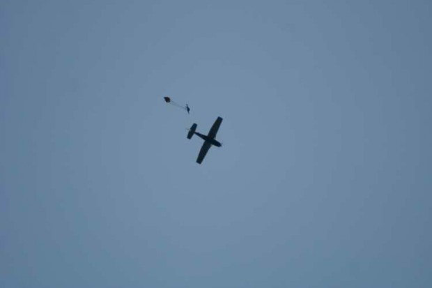 absprung-aus-der-cessna-182