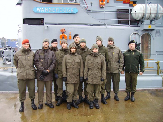 ausfahrt-mit-dem-bw-schiff-wangerooge