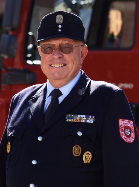 oberfeuerwehrmann-adi-schoemer