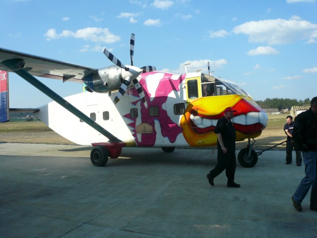 unsere-skyvan-wird-startklar-gemacht