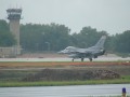 Eine F 16 Fighting Falcon 