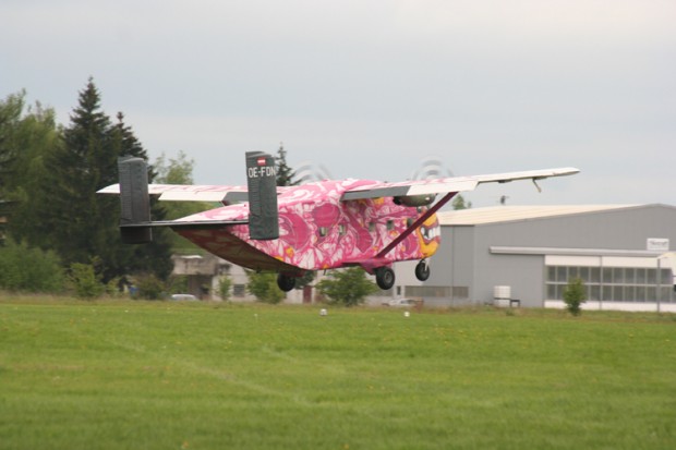 unsere-skyvan-hebt-ab