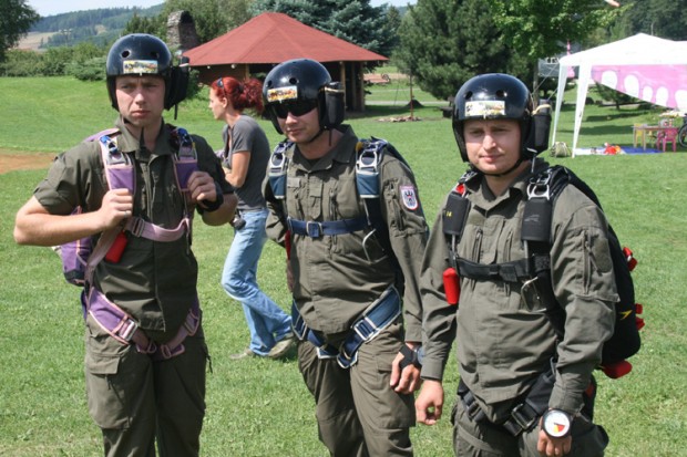 drei-austrian-soldiers