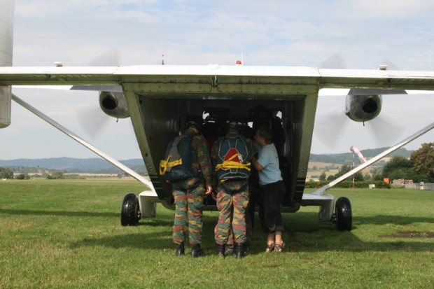 bording-in-die-skyvan