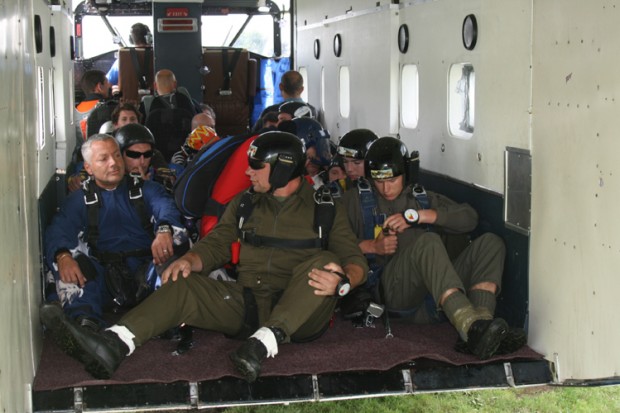 jetzt-wird-es-eng-in-der-skyvan