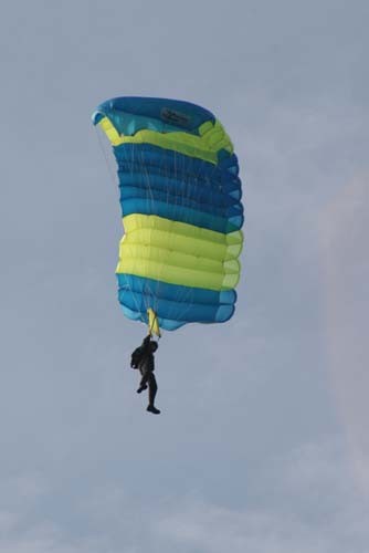 am-flaechenfallschirm