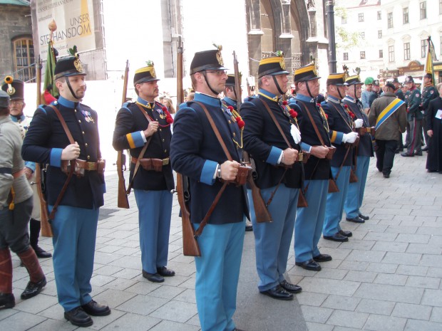 historische-uniformen