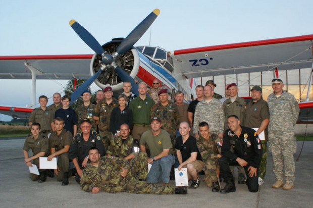 gruppenbild-vor-der-an-2