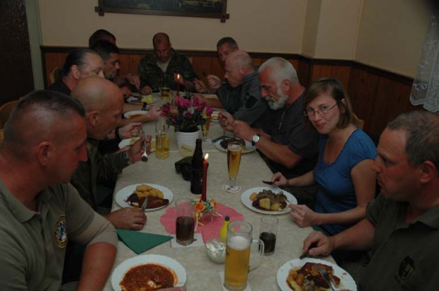 scuba-diver-dinner