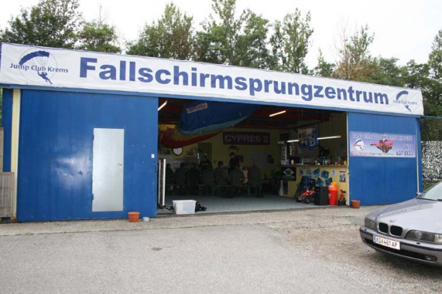 das-fallschirmsprungzentrum
