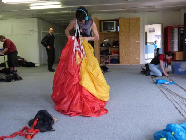 british-rigger-girl