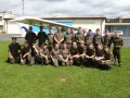 Gruppenbild vor der Cessna 182