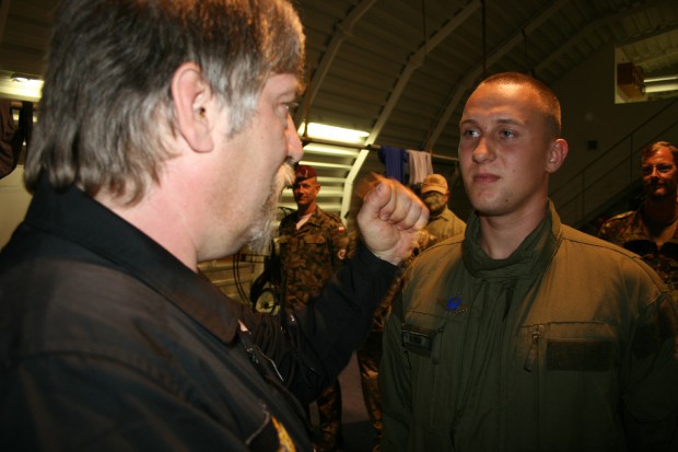 die-emfv-wings
