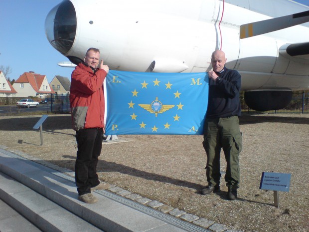 unsere-flagge-ist-immer-dabei