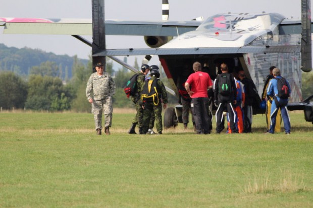 boarding-skyvan-sc-7