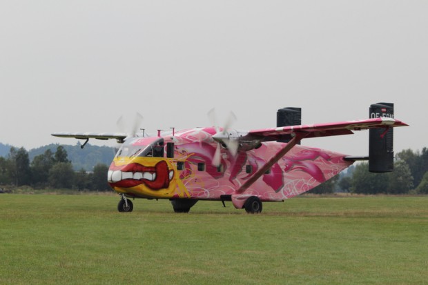 abflug-mit-der-2skyvan-sc-7