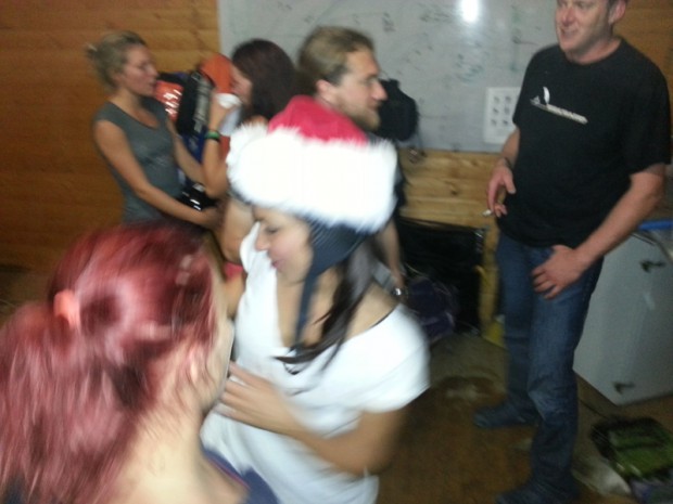 it-is-party-time-with-our-rigger-girls