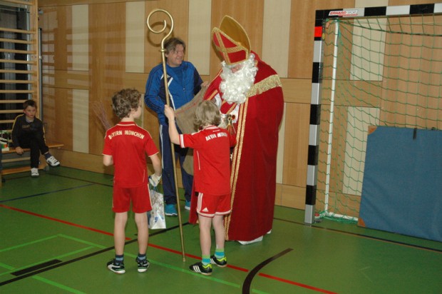 geschenke-werden-verteilt