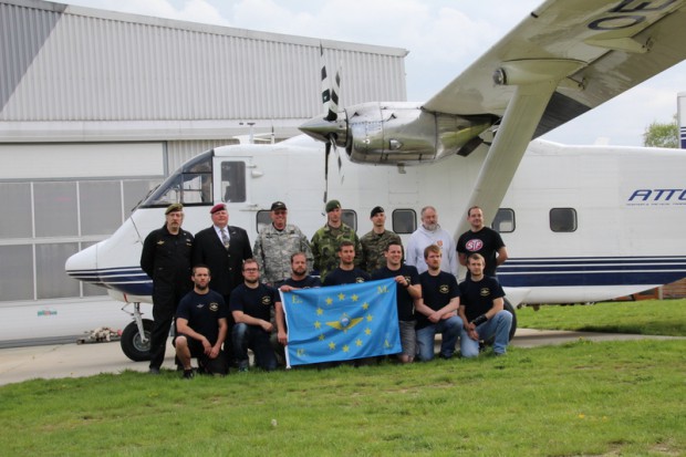 gruppenbild-vor-der-sc-7