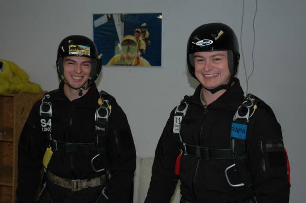 zwei-austrians-sind-ready-to-jump