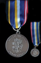 St.Michaelsmedaille in Silber mit Miniatur