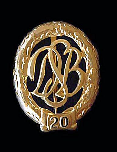 deutsches-sportabzeichen-in-gold-mit-zahl-20