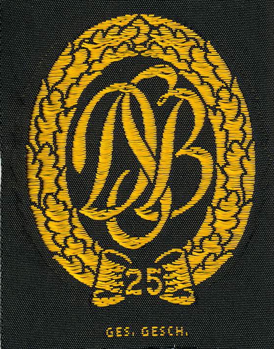 deutsches-sportabzeichen-in-gold-mit-zahl-25