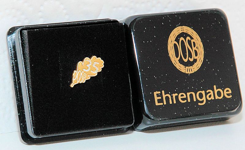 ehrengabe-35-x-deutsches-sportabzeichen-in-gold