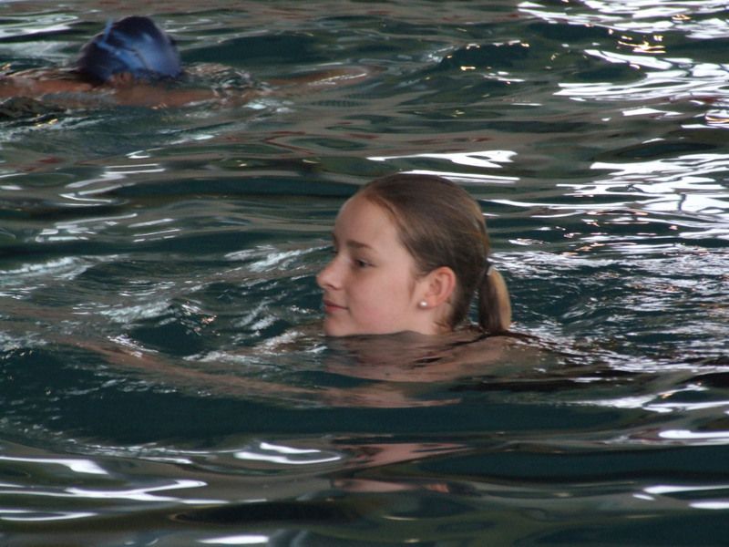 zoegling-am-milrg-beim-stundenschwimmen