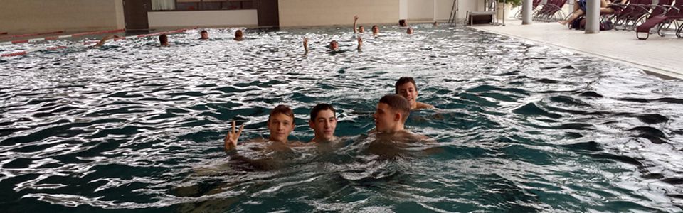 Erfolgreiches EMFV - Stundenschwimmen am MilRg in Wiener Neustadt