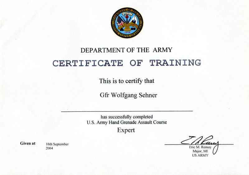 das-us-army-hand-grenade-expert-badge