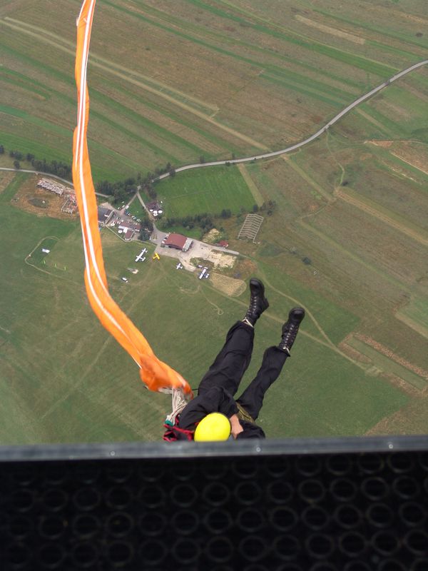absprung-aus-der-an-28-in-nowy-targ-polen