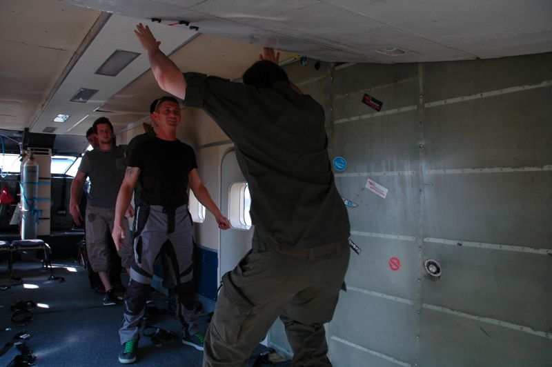 exituebung-aus-der-skyvan-sc-7