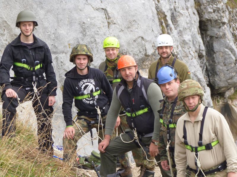 die-klettergruppe-ist-bereit
