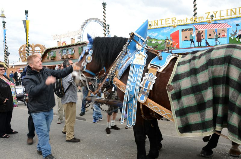 frank-beim-oktoberfest-2015-in-muenchen