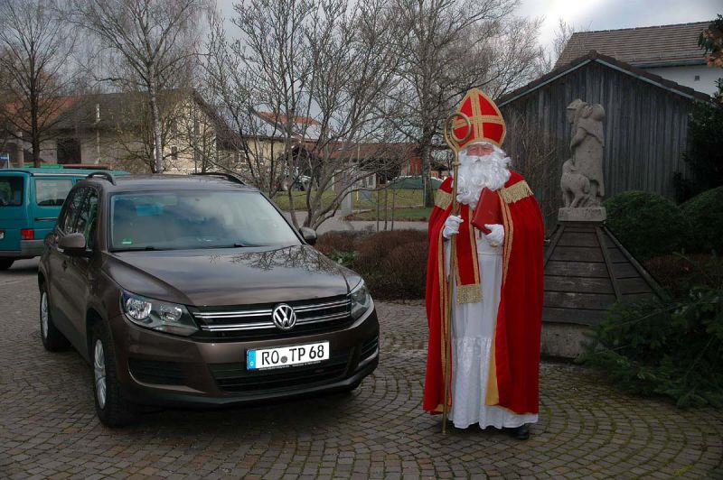 adi-mit-seinem-himmels-kfz