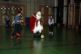Jetzt spielt der Nikolaus mit
