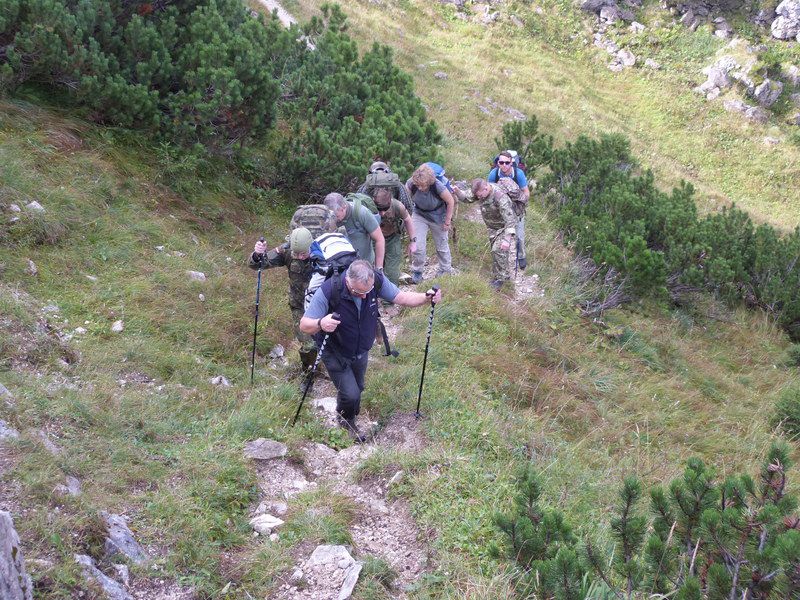 aufstieg-zum-1klettergebiet