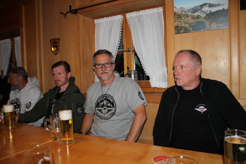 kameradschaftsabend-in-der-mitteralm