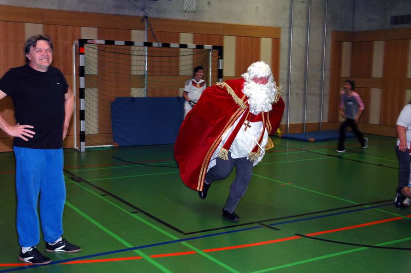 ehrenamtlicher-emfv-nikolausbesuch