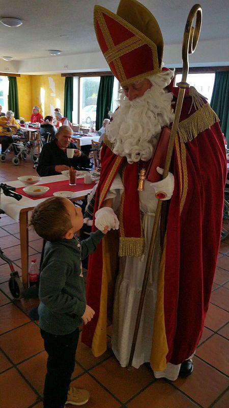 ehrenamtlicher-emfv-nikolausbesuch