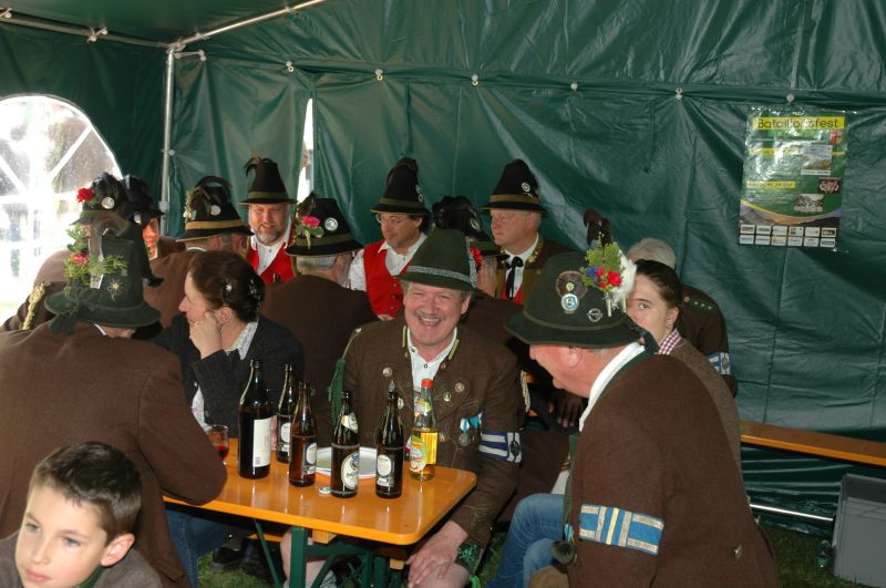 geselliges-beisammensein-nach-dem-schiessen