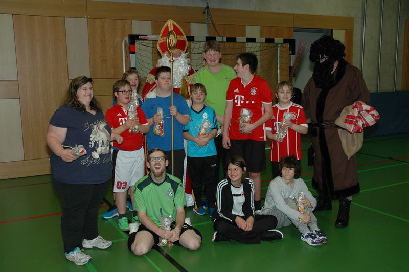 bei-den-behinderten-fussballkindern