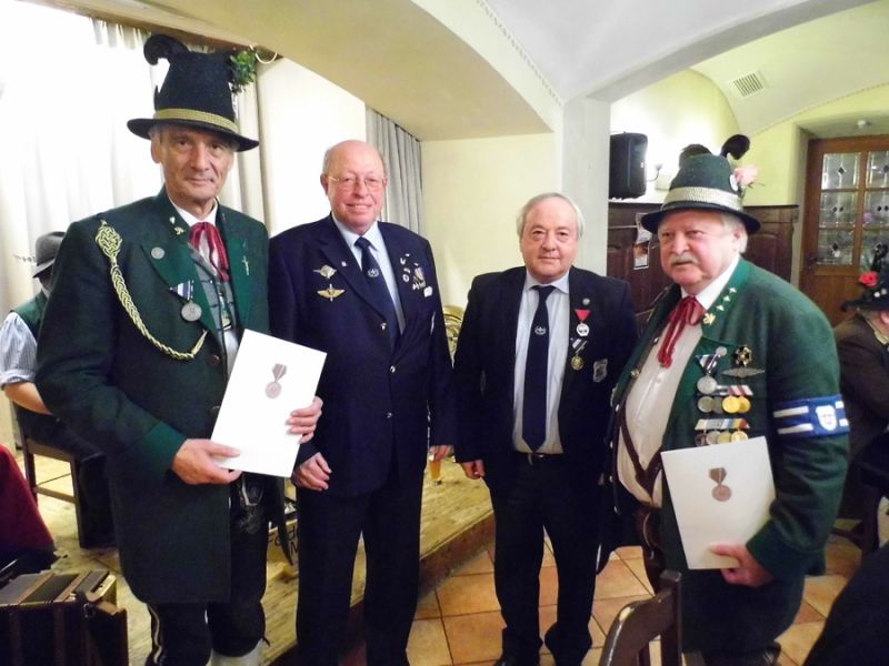 verleihung-der-stmichaelsmedaille