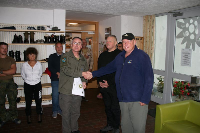 das-edelweiss-fur-hauptfeldwebel-kai-dorre