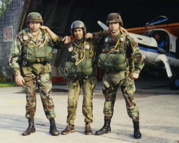 zwei-u-s-army-spinger